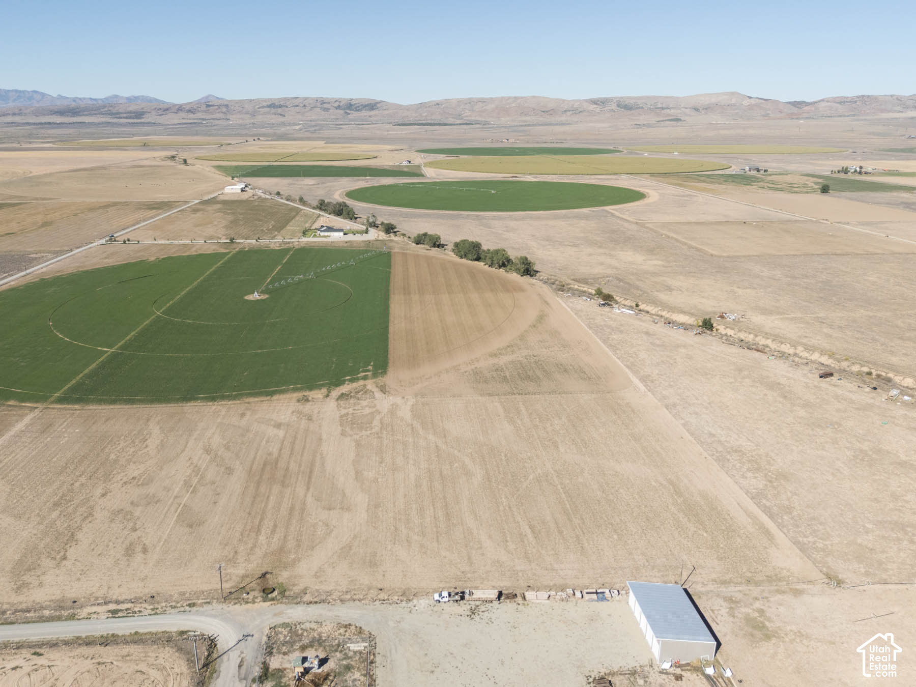 main property photo 11