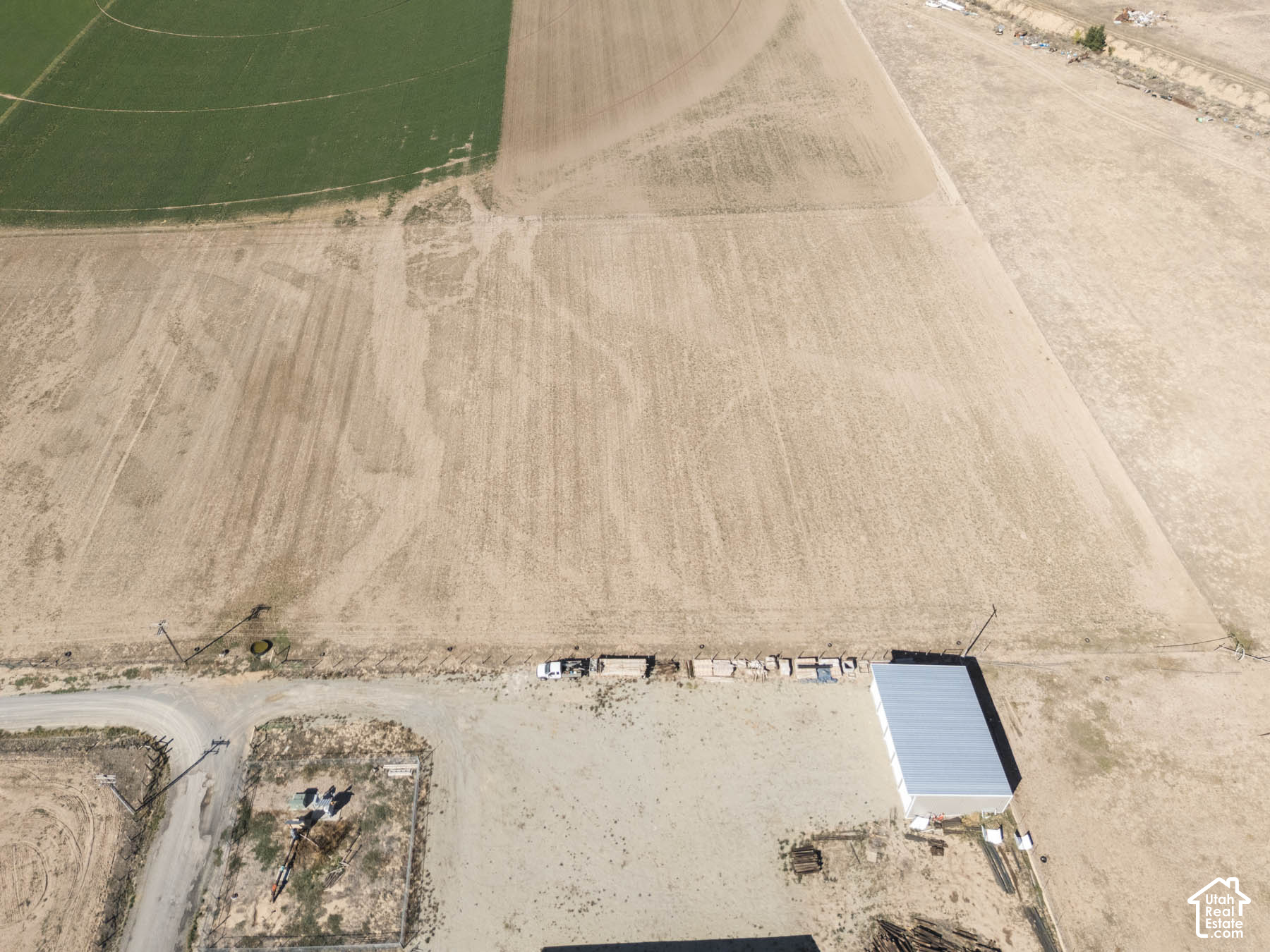 main property photo 13