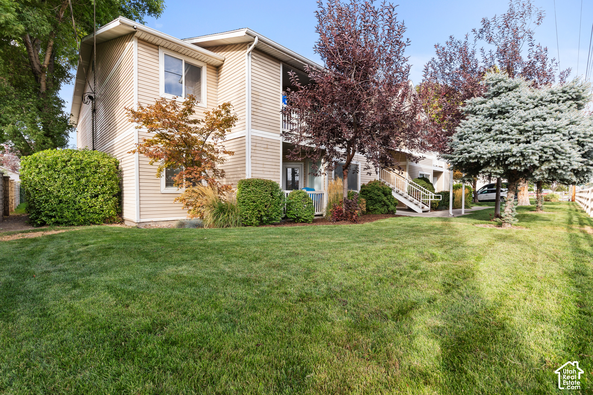 main property photo 38