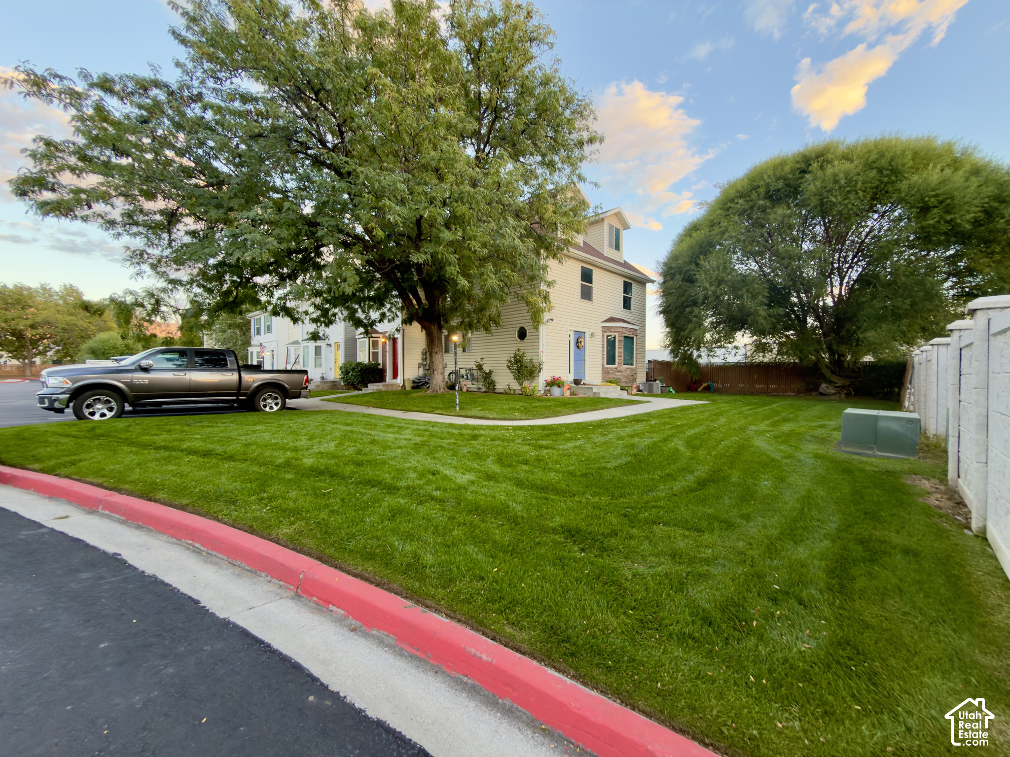 main property photo 35