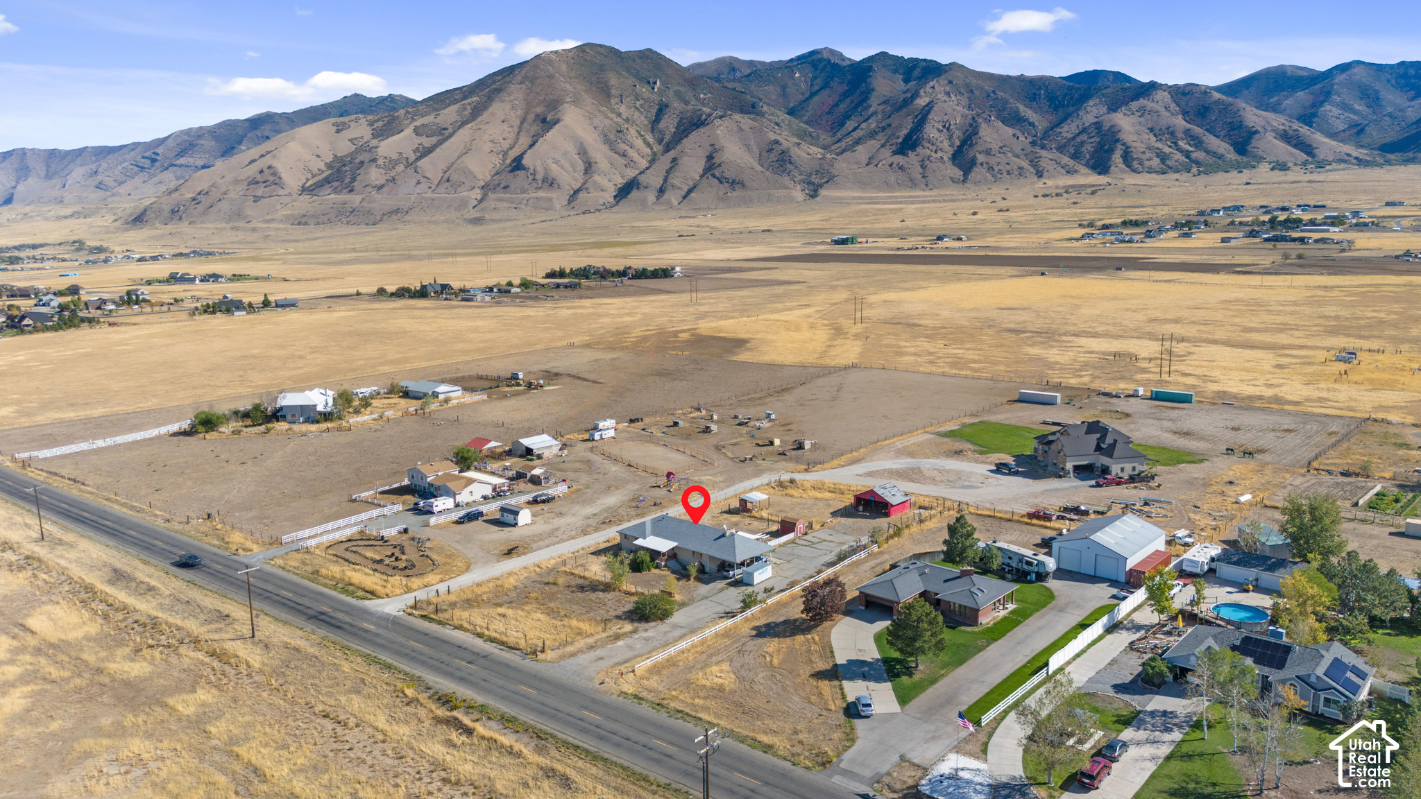 main property photo 30