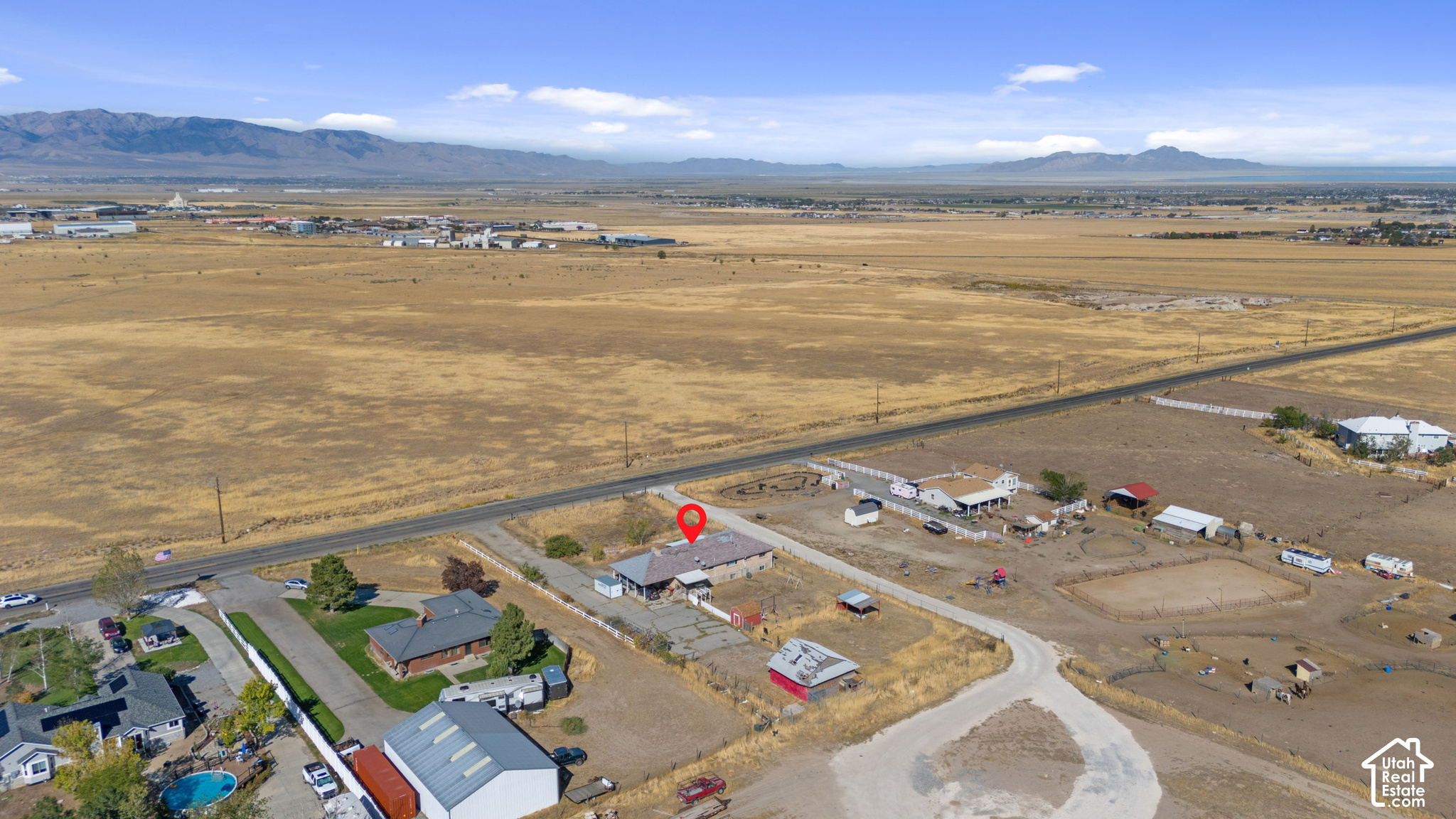 main property photo 32