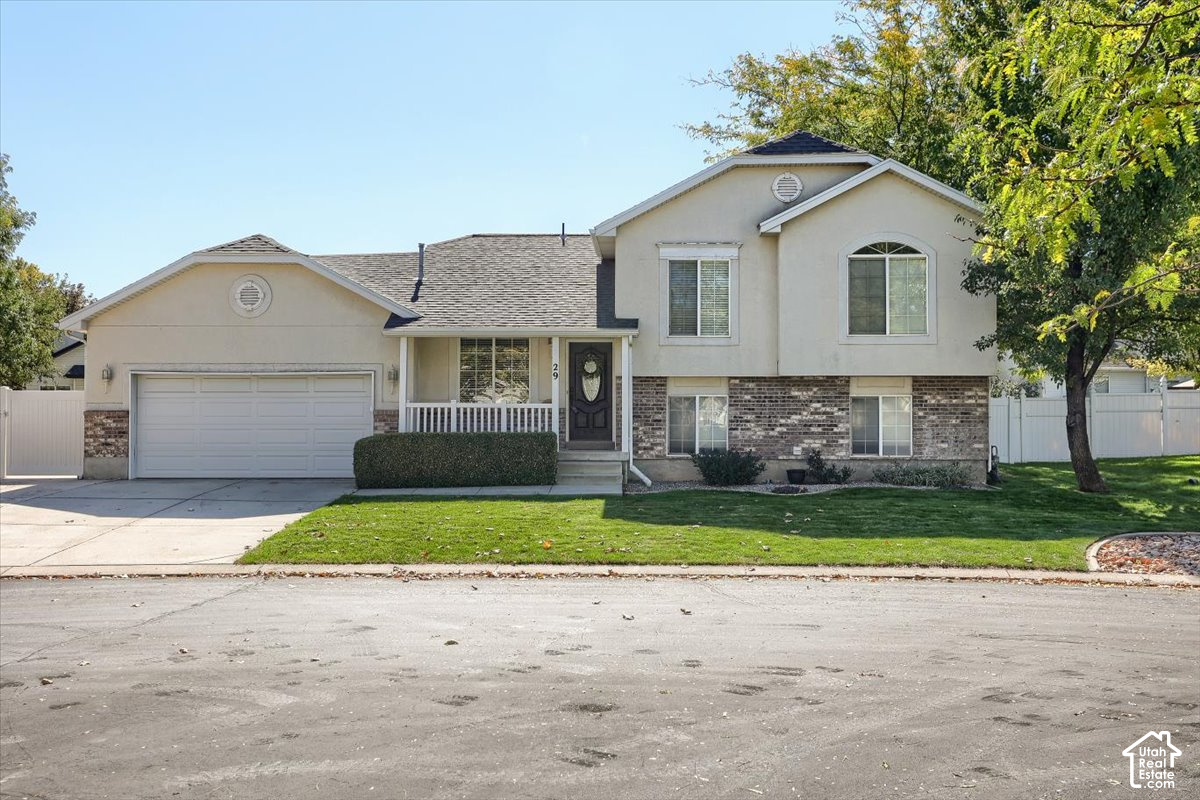 main property photo 0