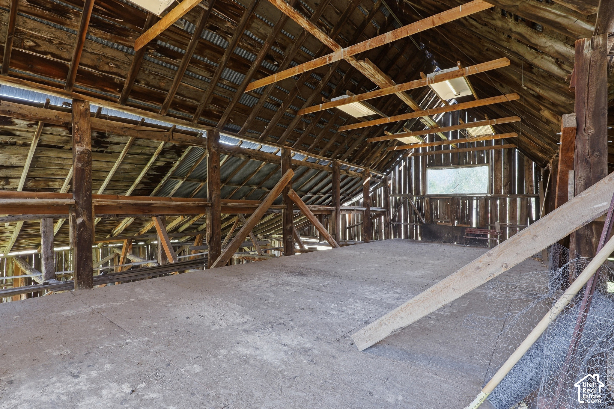 main property photo 49