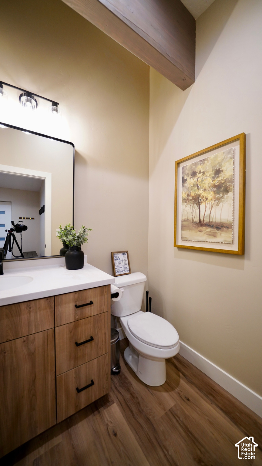 main property photo 11