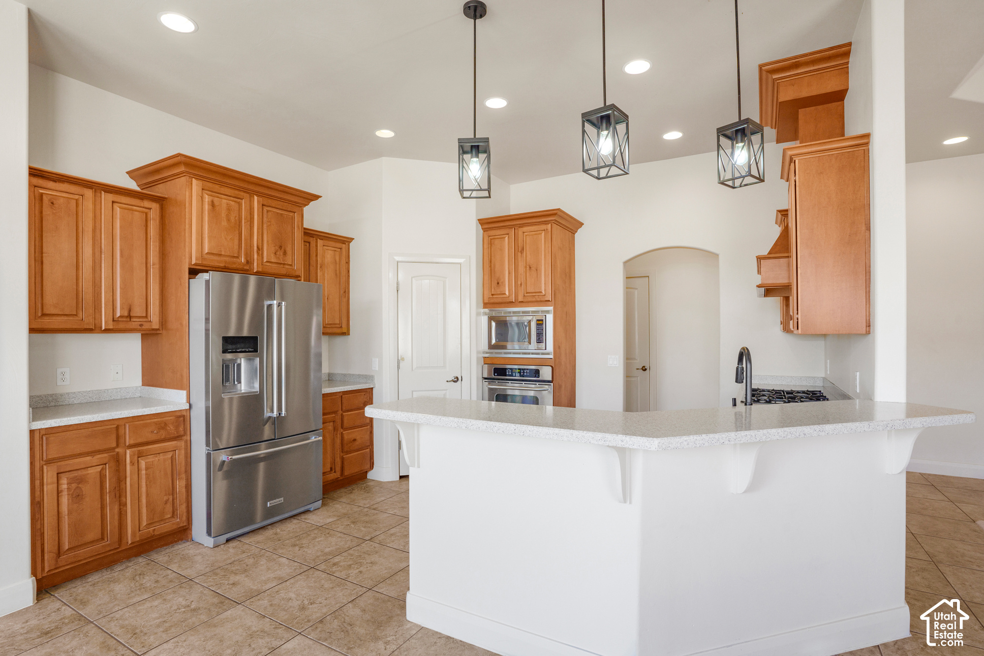 main property photo 6