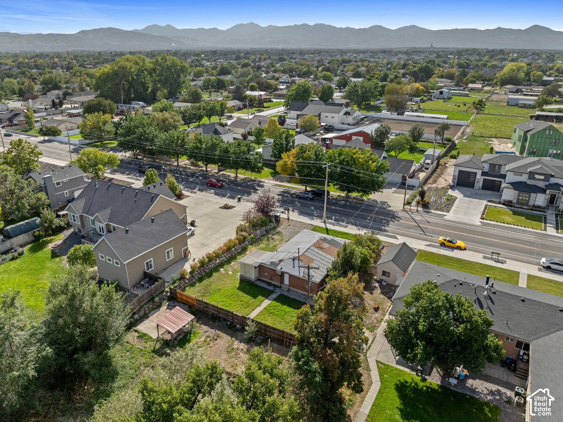 main property photo 5