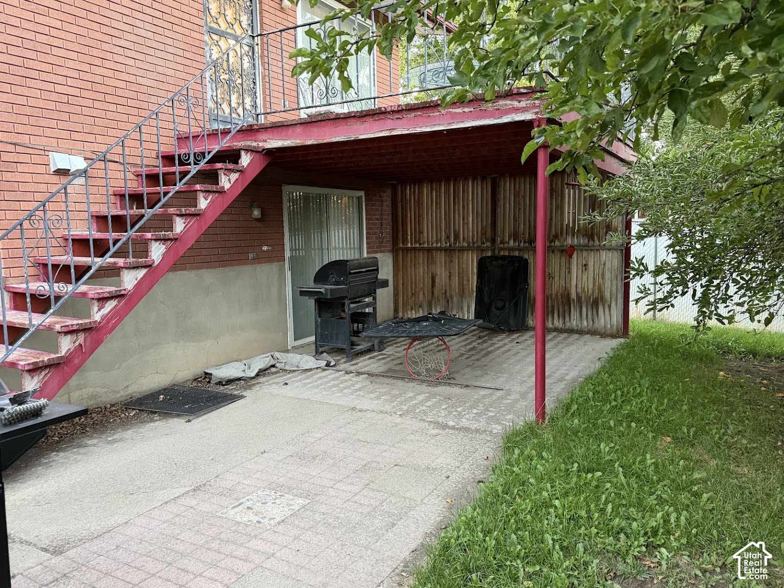 main property photo 15