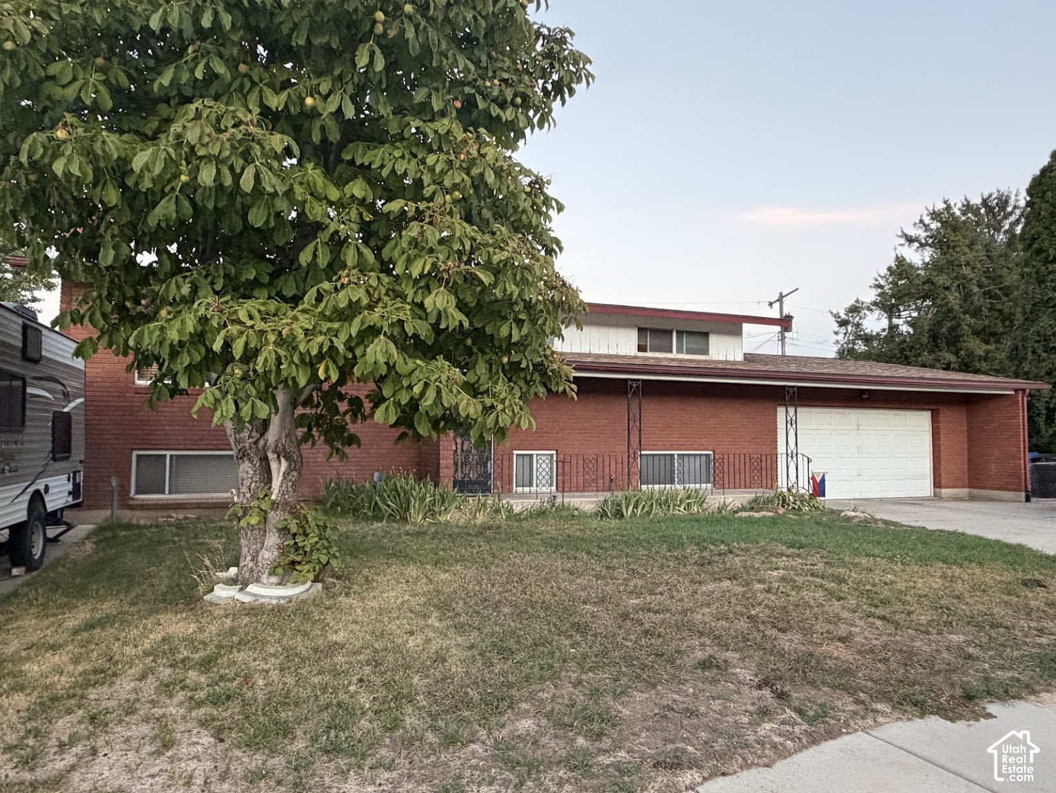 main property photo 18