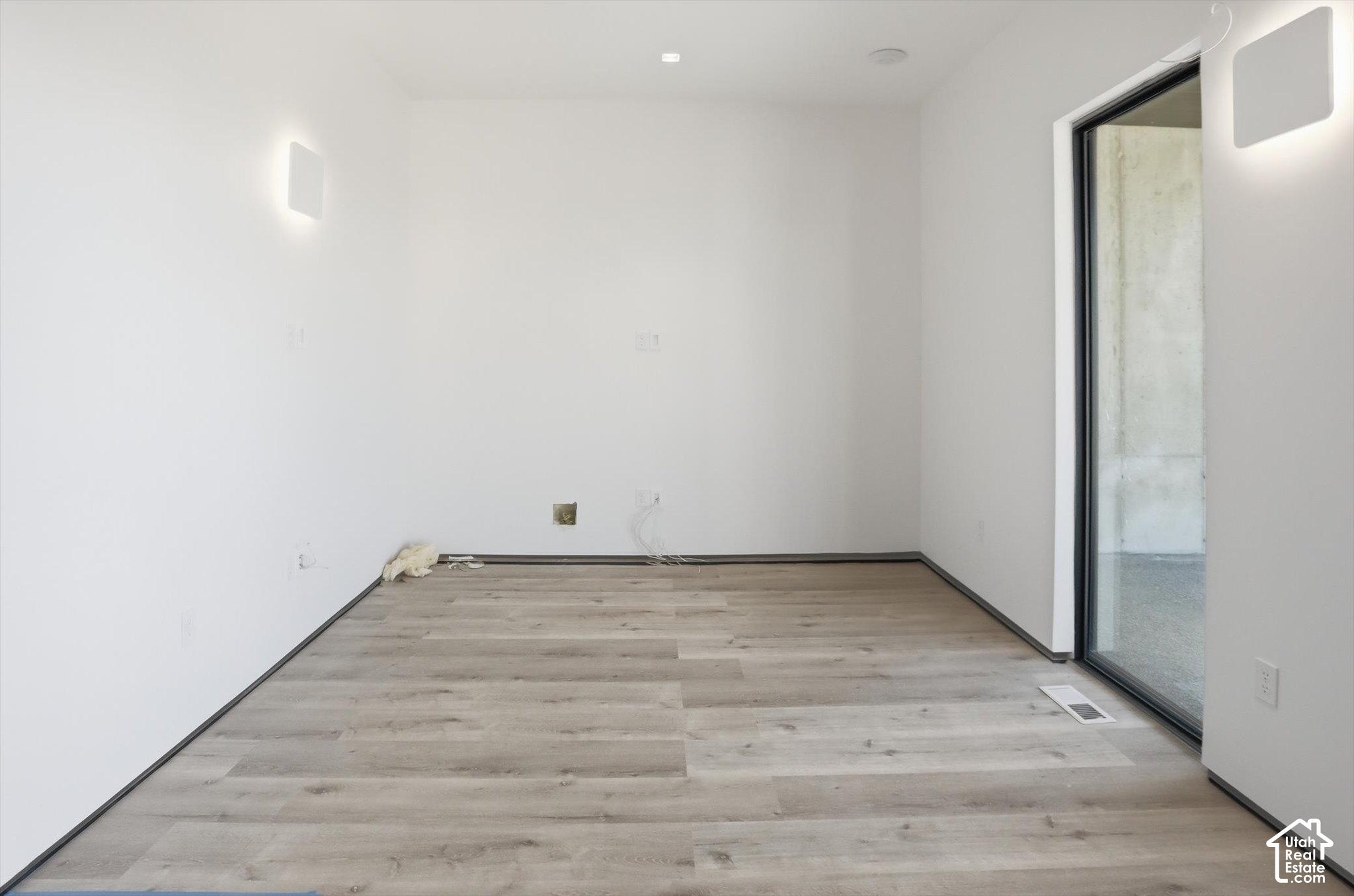 main property photo 70