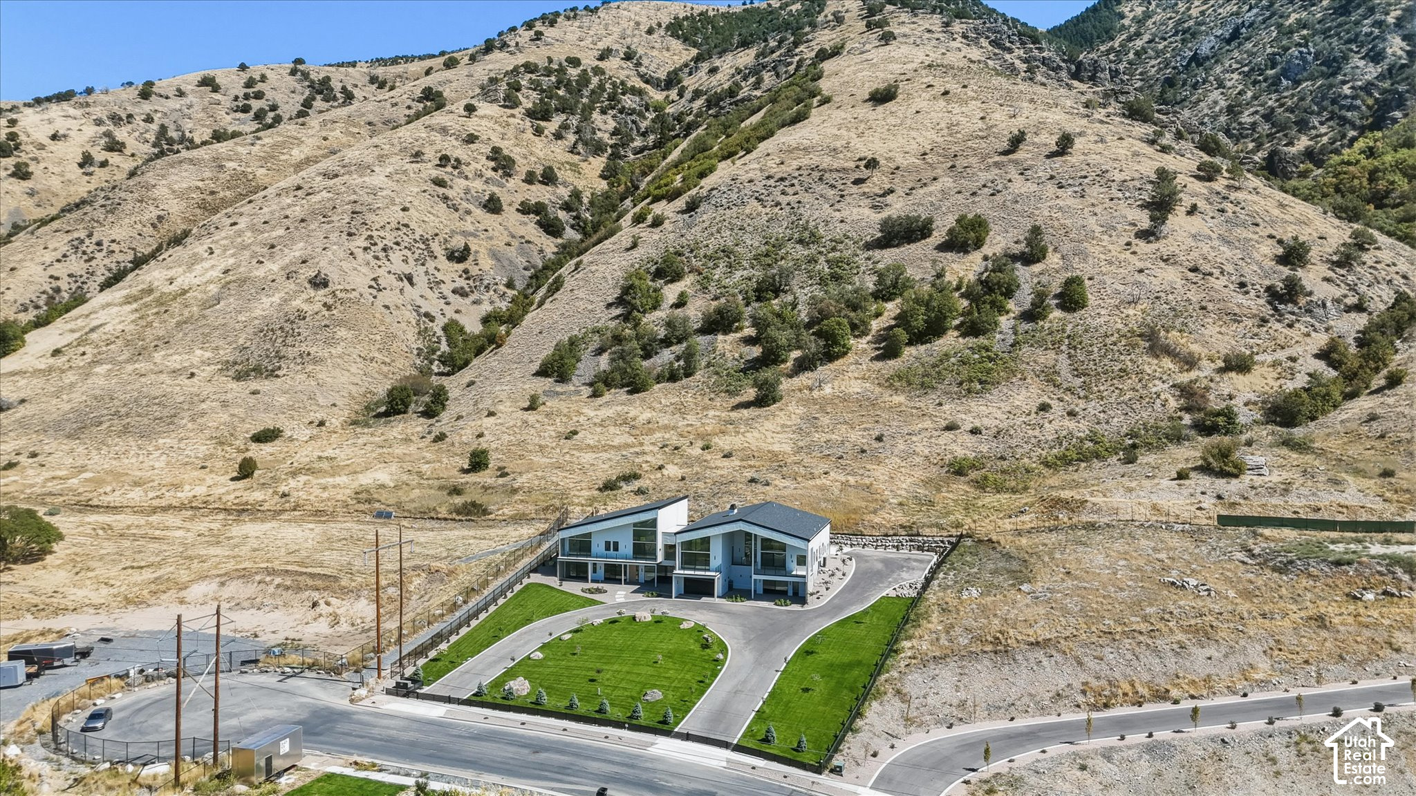 main property photo 73