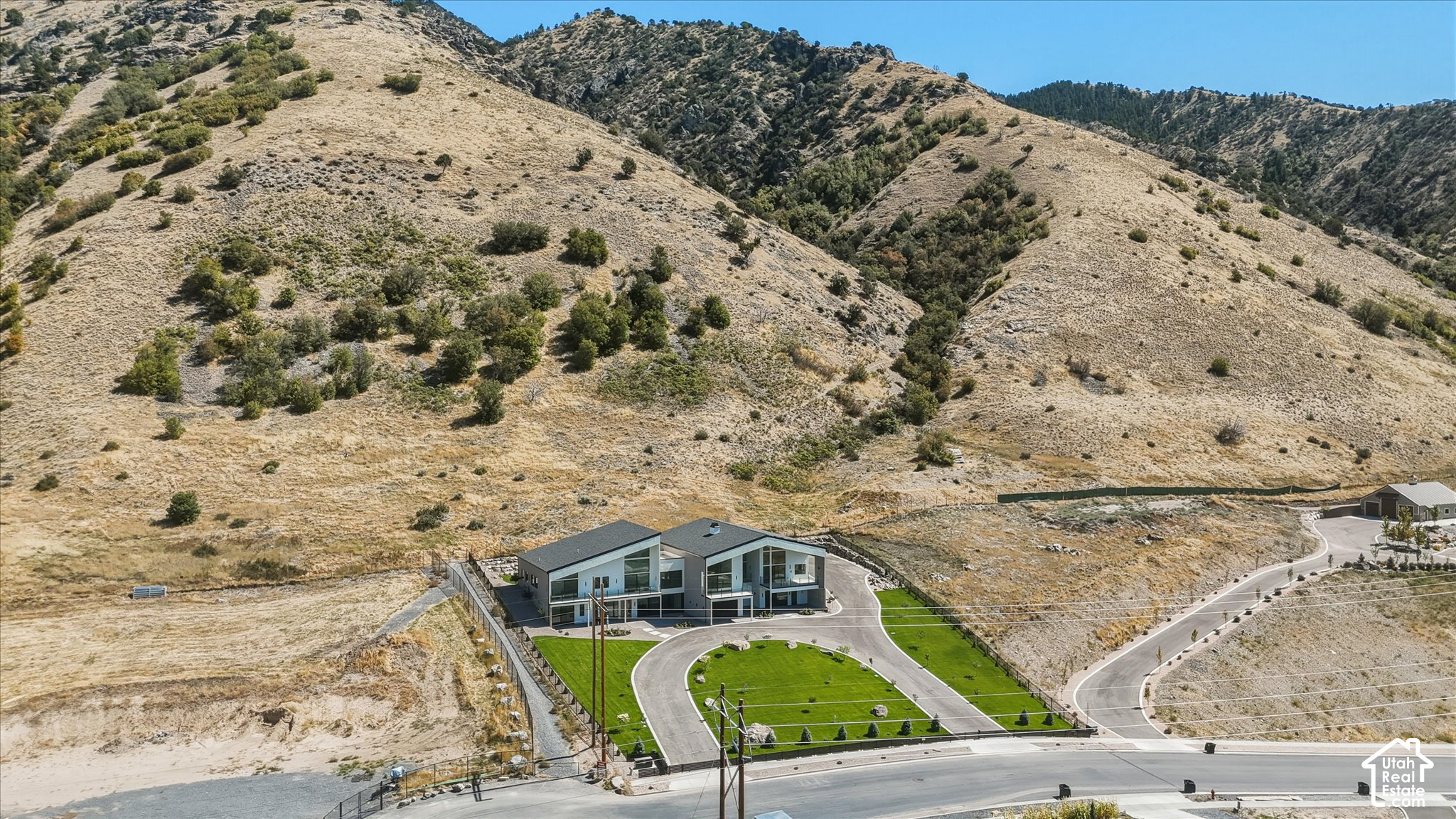 main property photo 75