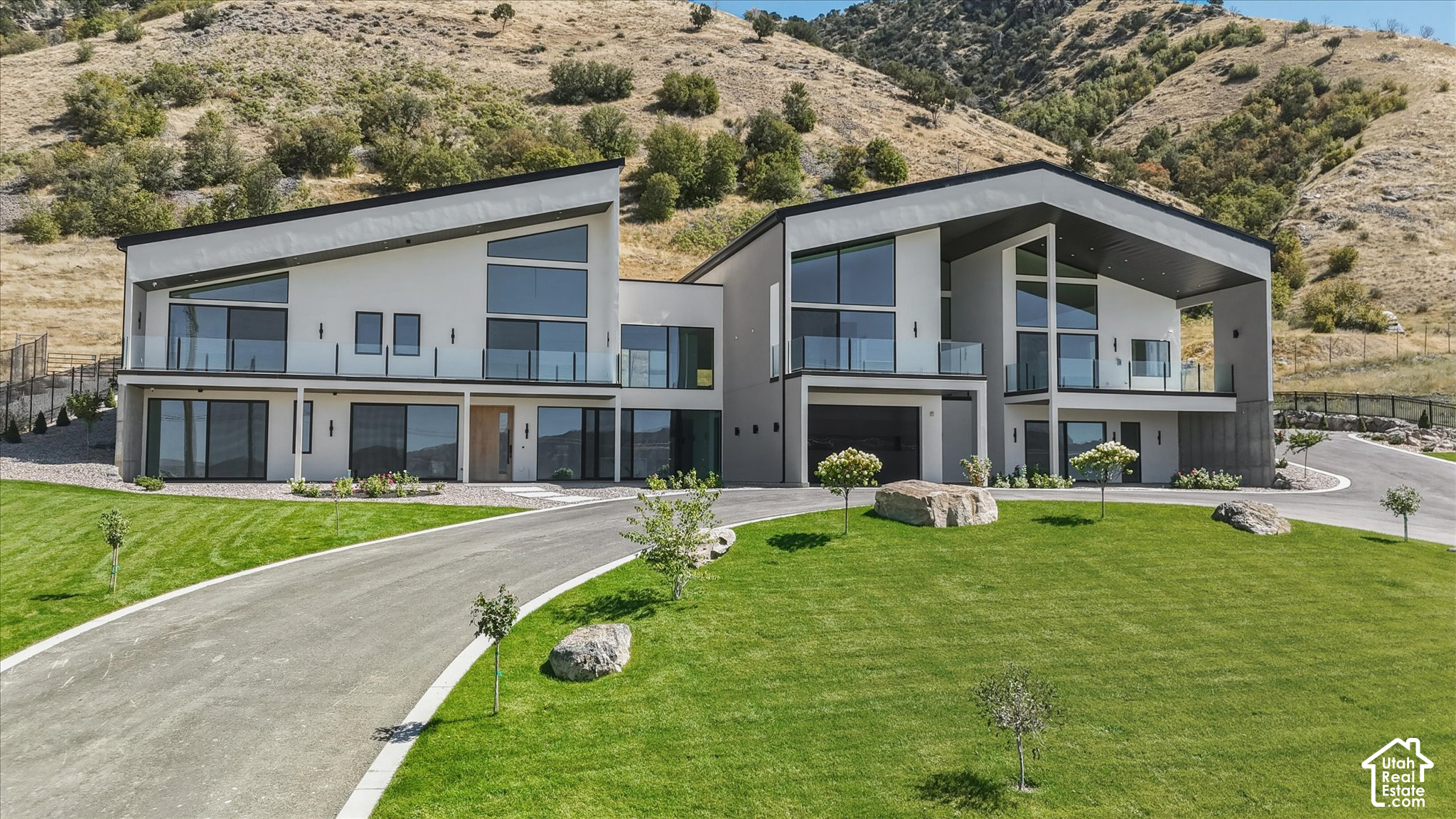 main property photo 77