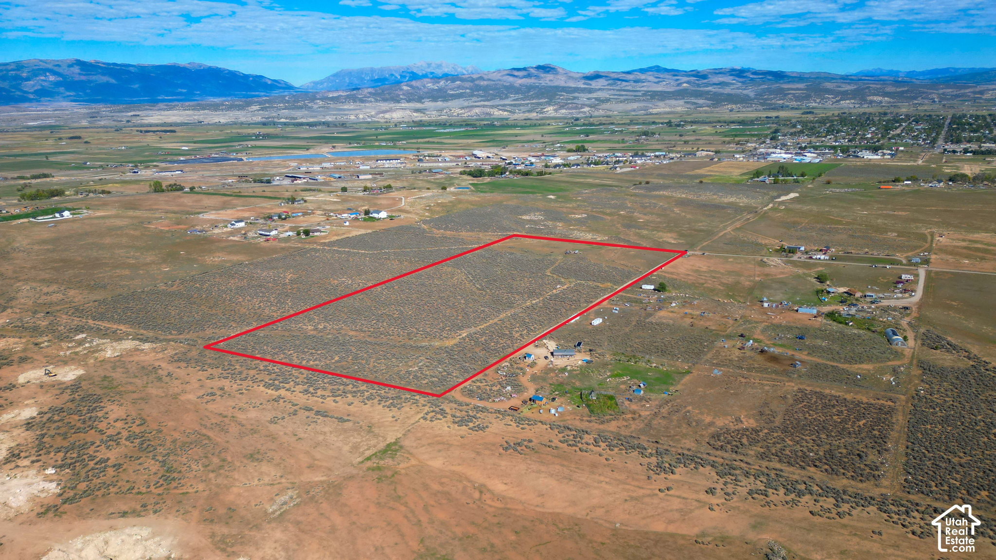 main property photo 14