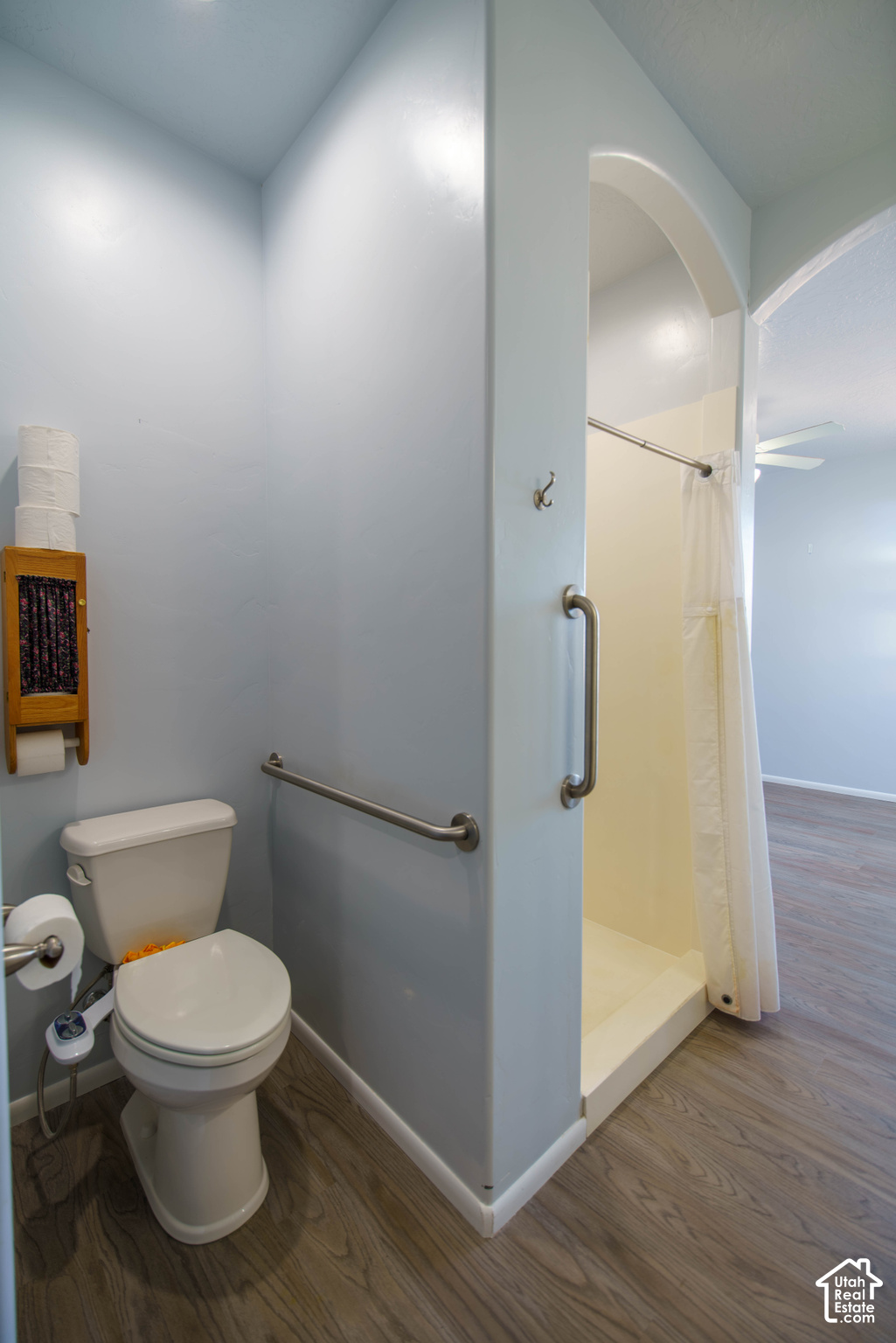 main property photo 12