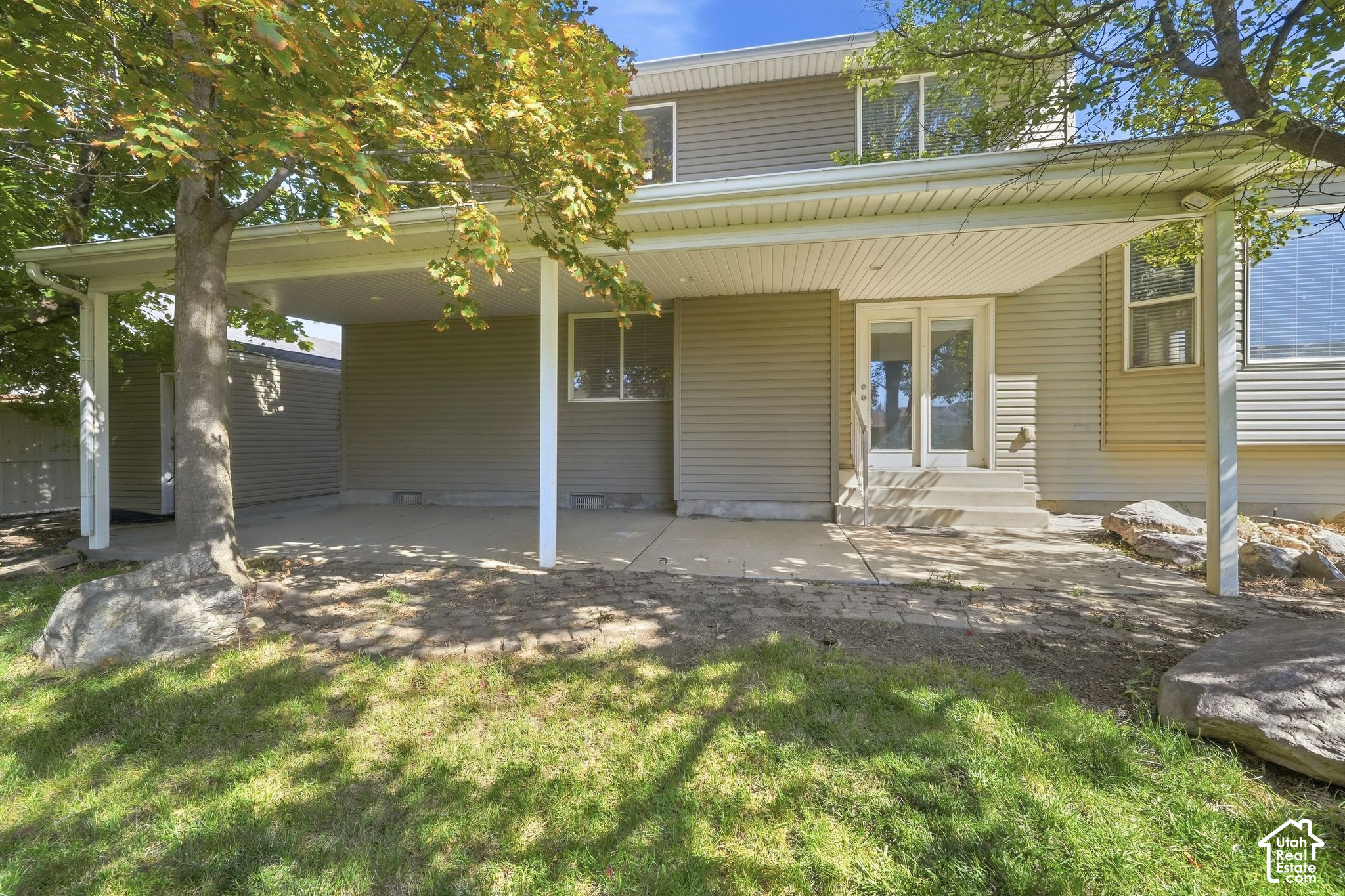 main property photo 36