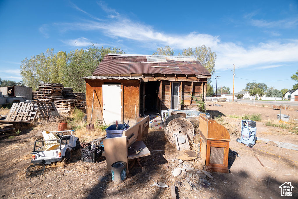main property photo 17
