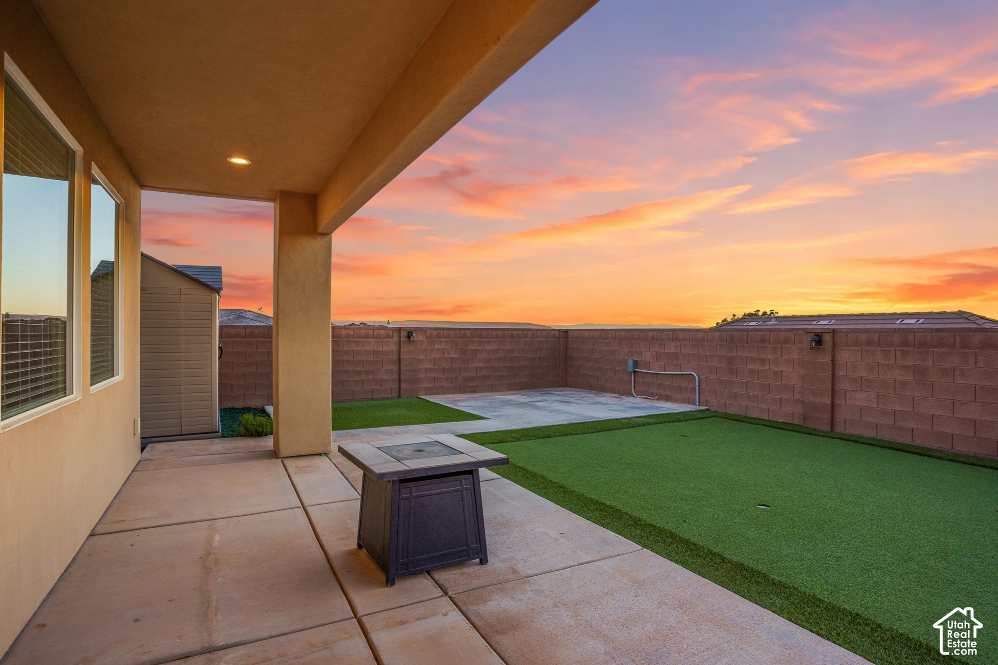main property photo 31