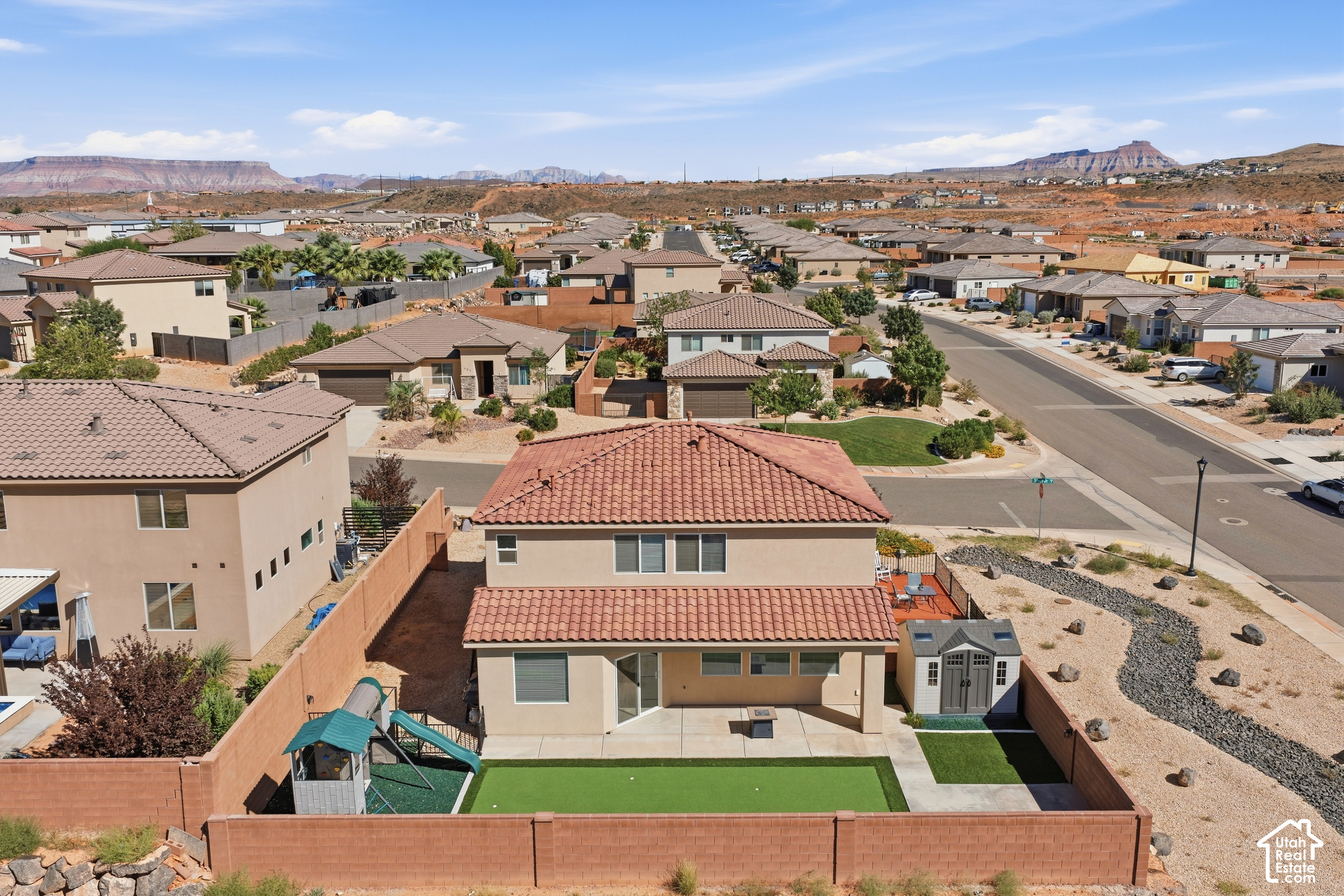 main property photo 38