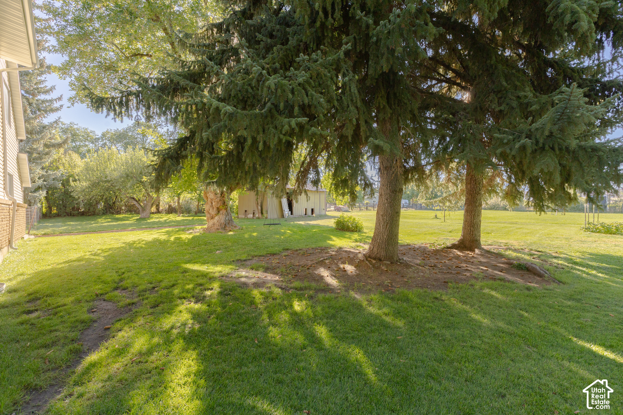 main property photo 59
