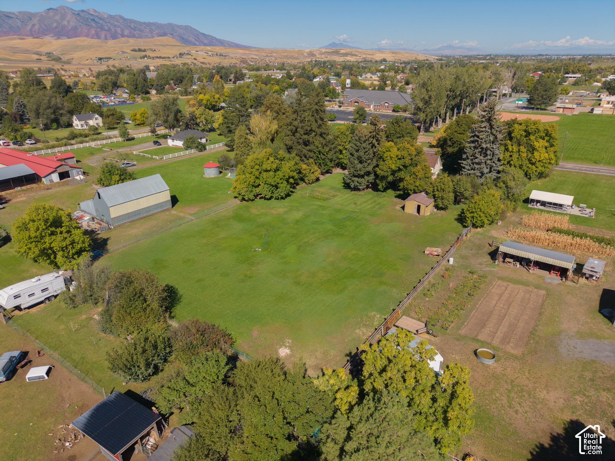 main property photo 66
