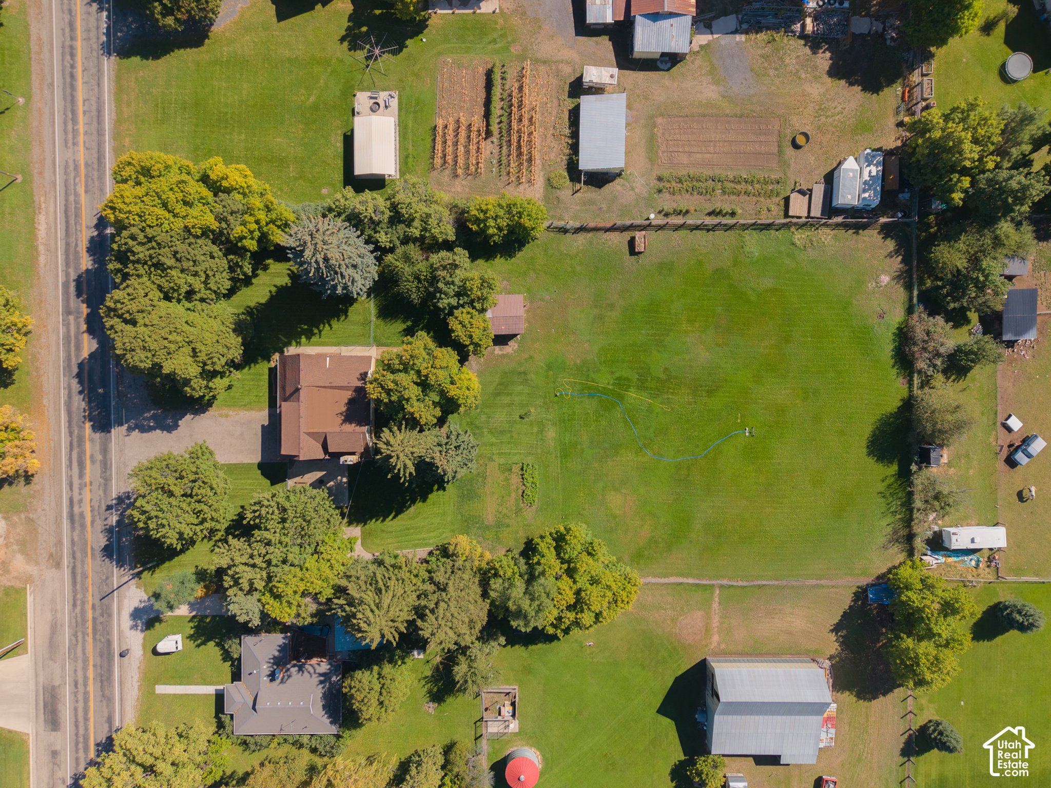 main property photo 67