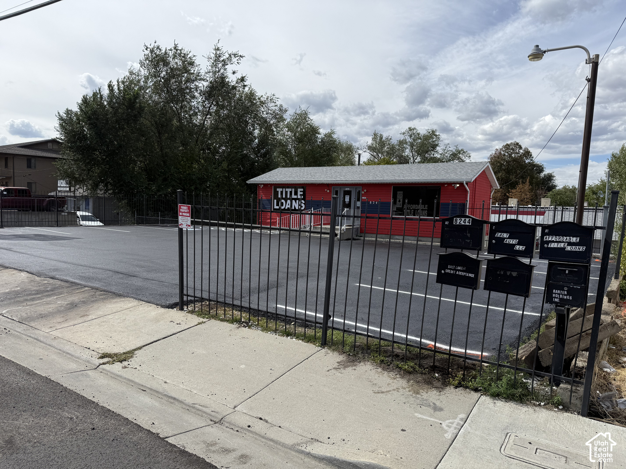 main property photo 4
