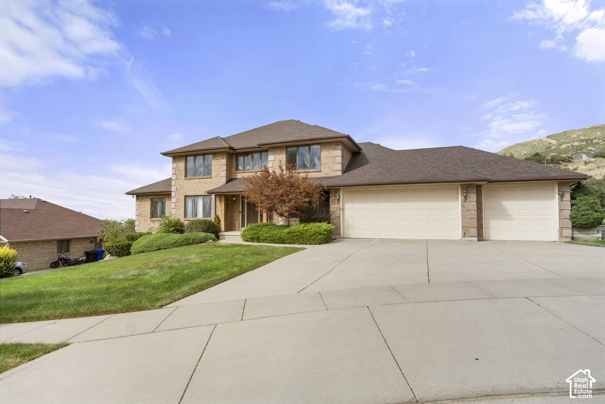 main property photo 45