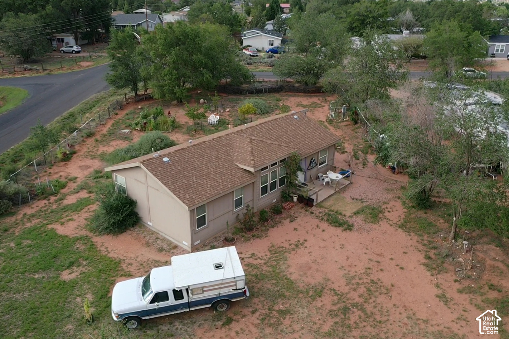 main property photo 22