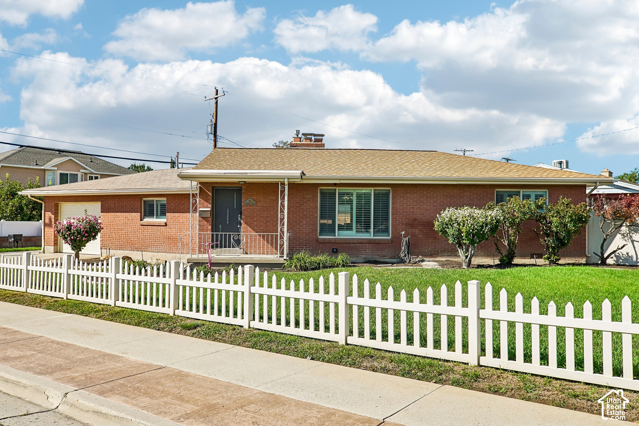main property photo 0