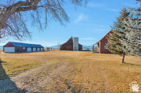 main property photo 17