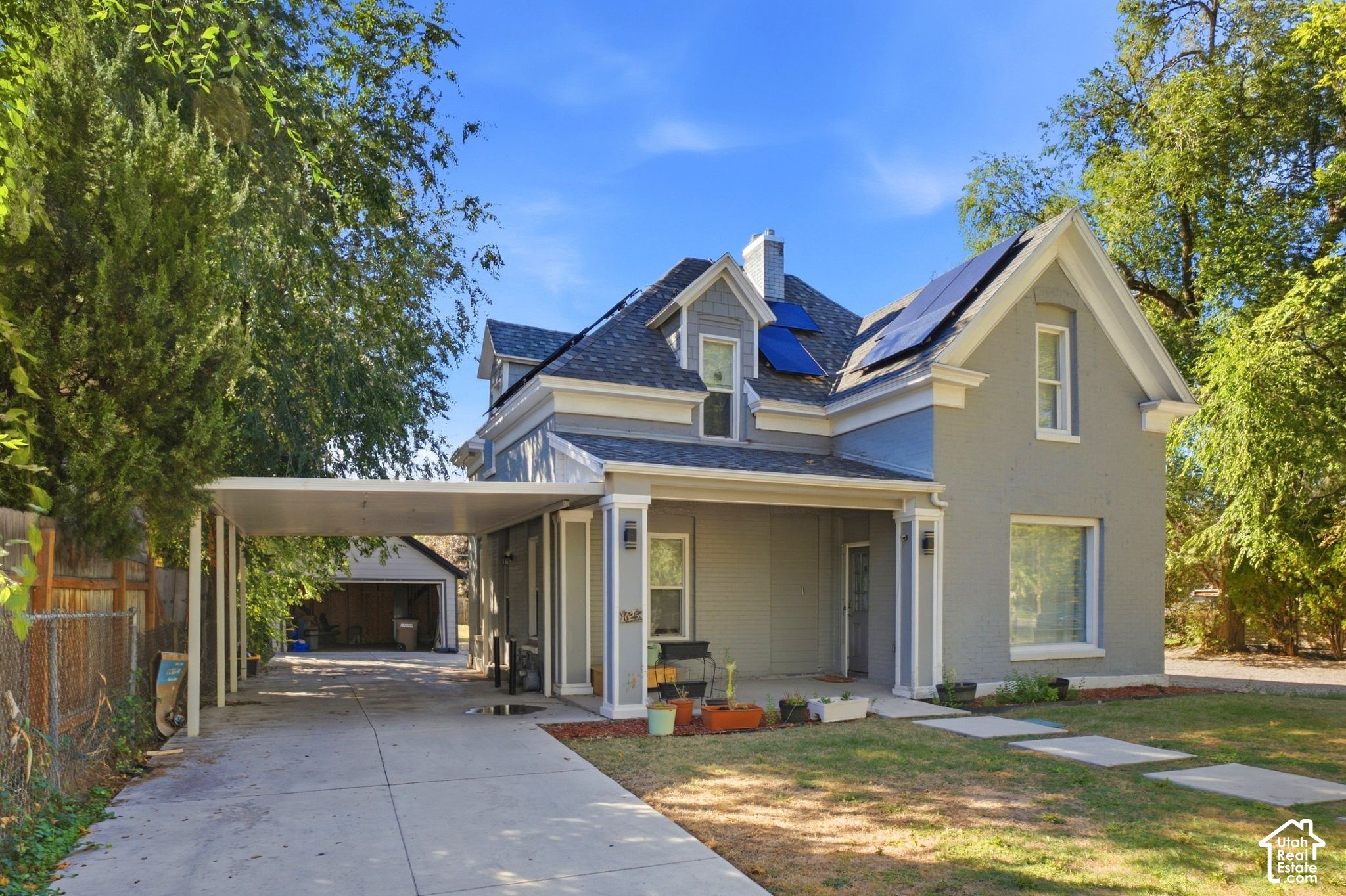 main property photo 39