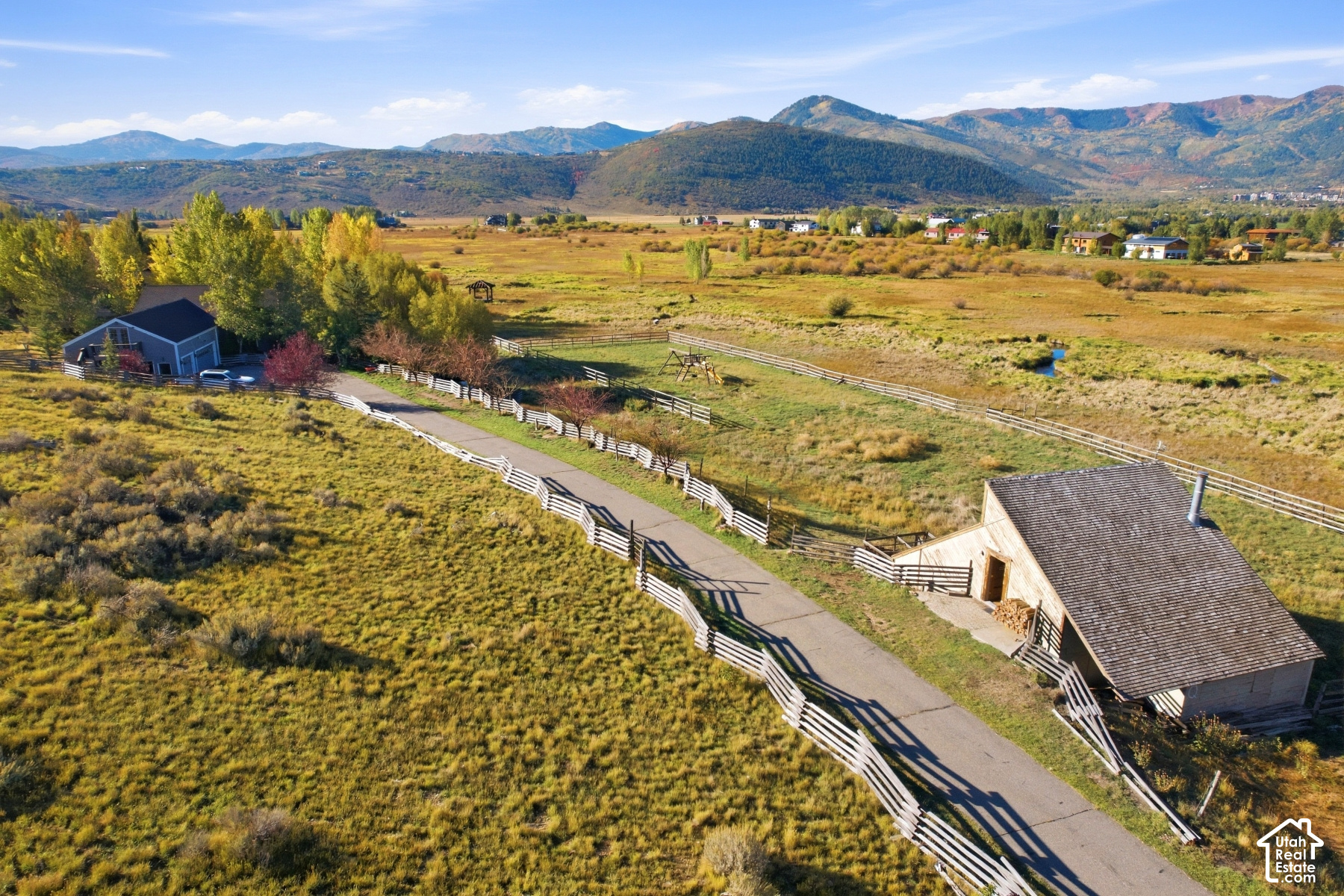 main property photo 16