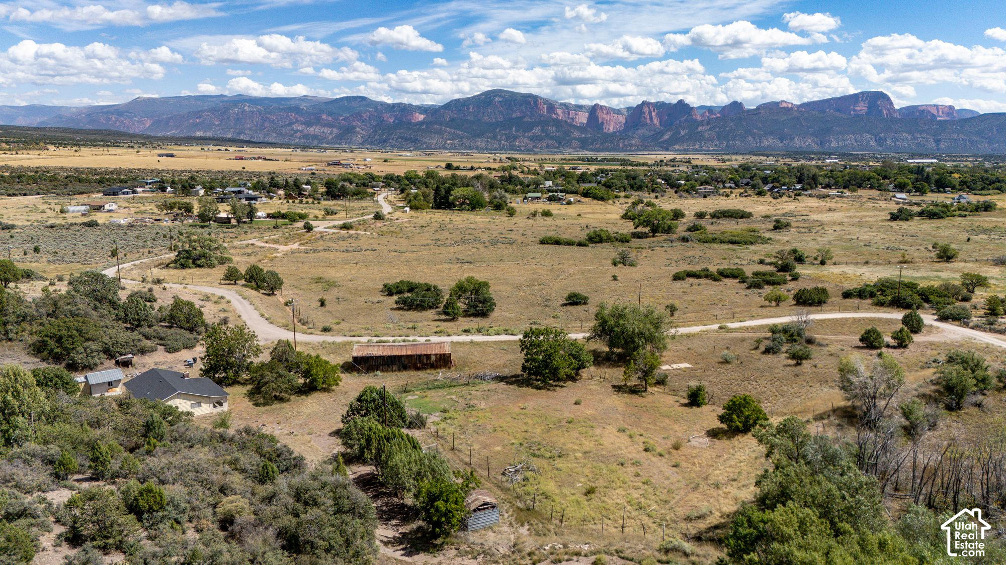 main property photo 11