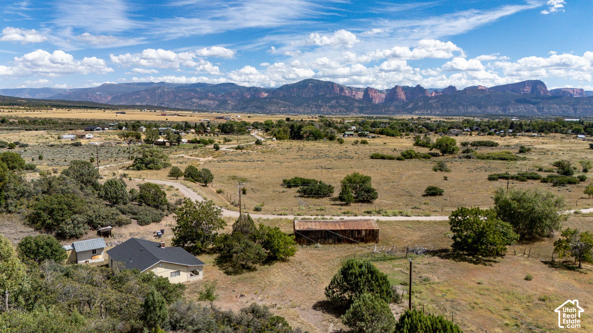 main property photo 8