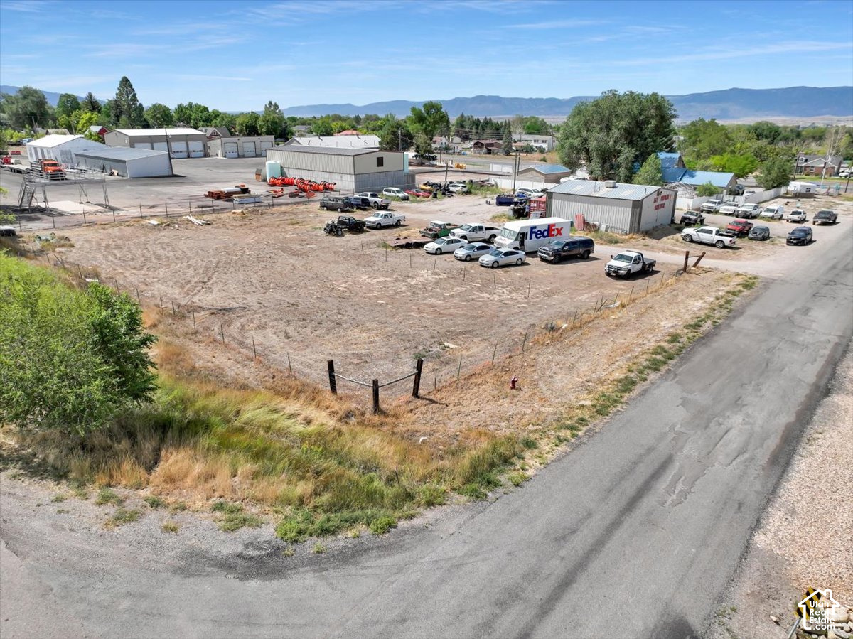 main property photo 14
