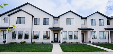 image of property with 3 Bed | 3 Bath | 1,813 Sqft