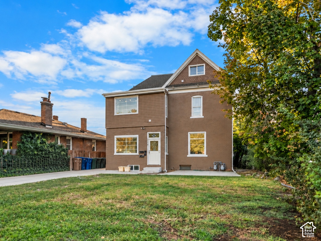main property photo 1