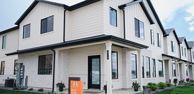 image of property with 3 Bed | 3 Bath | 1,893 Sqft