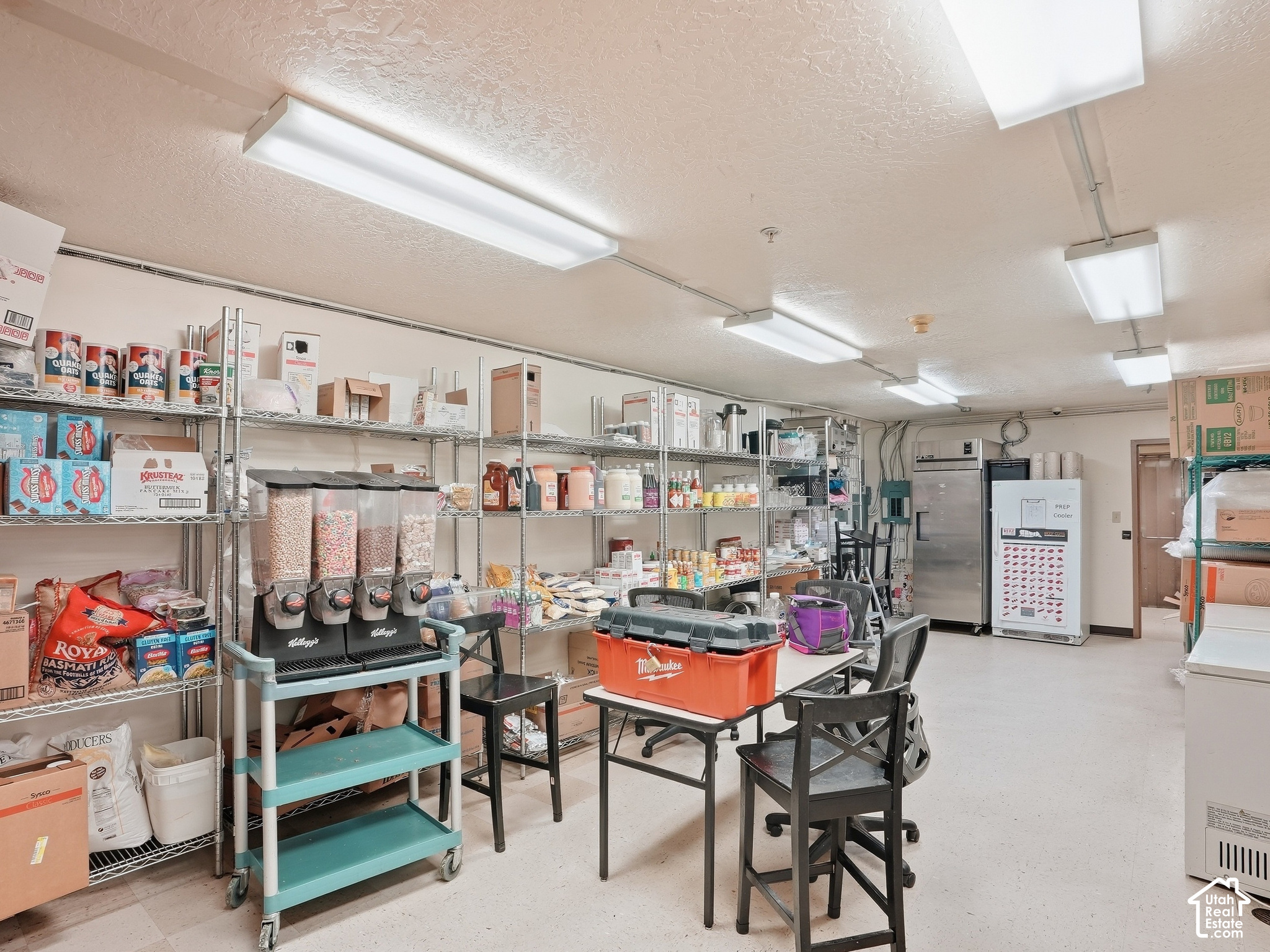 main property photo 50