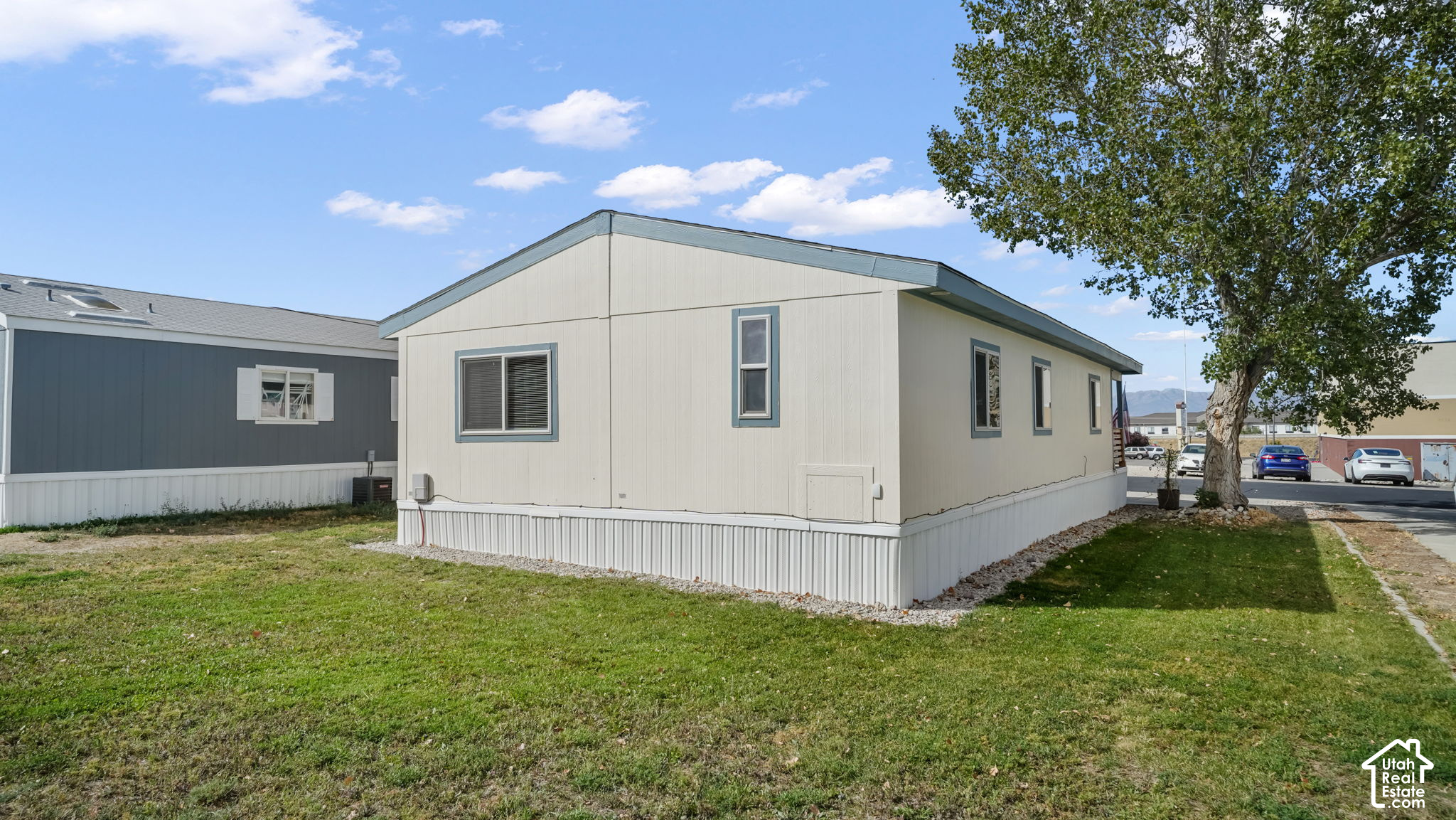 main property photo 16