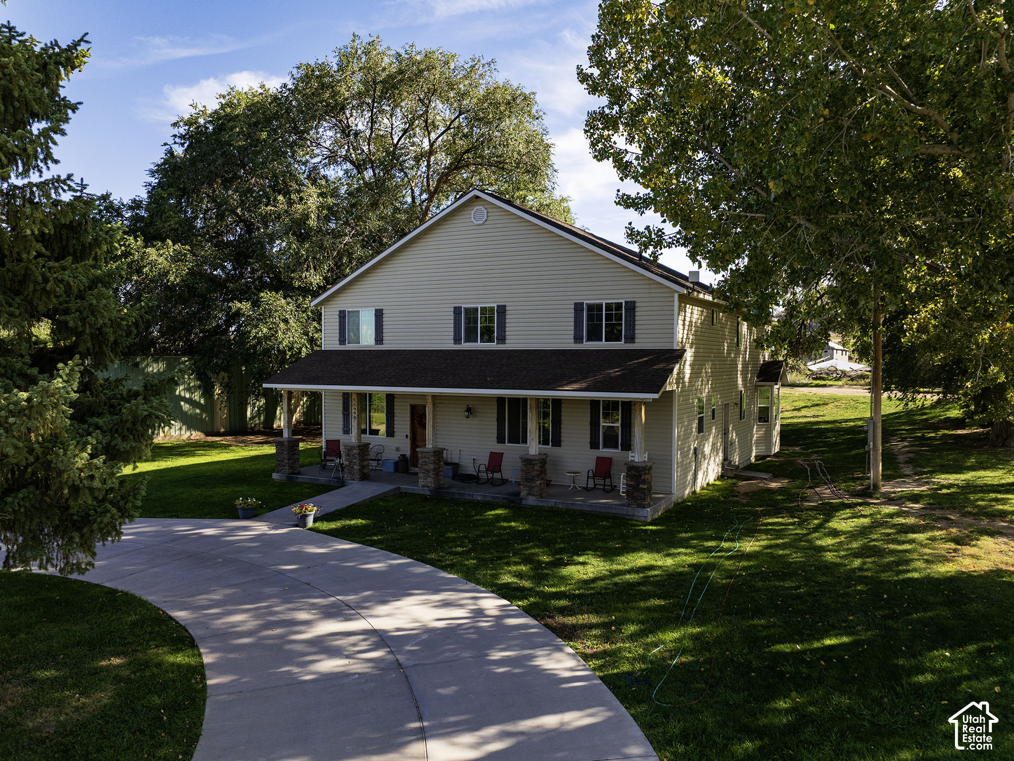 main property photo 74