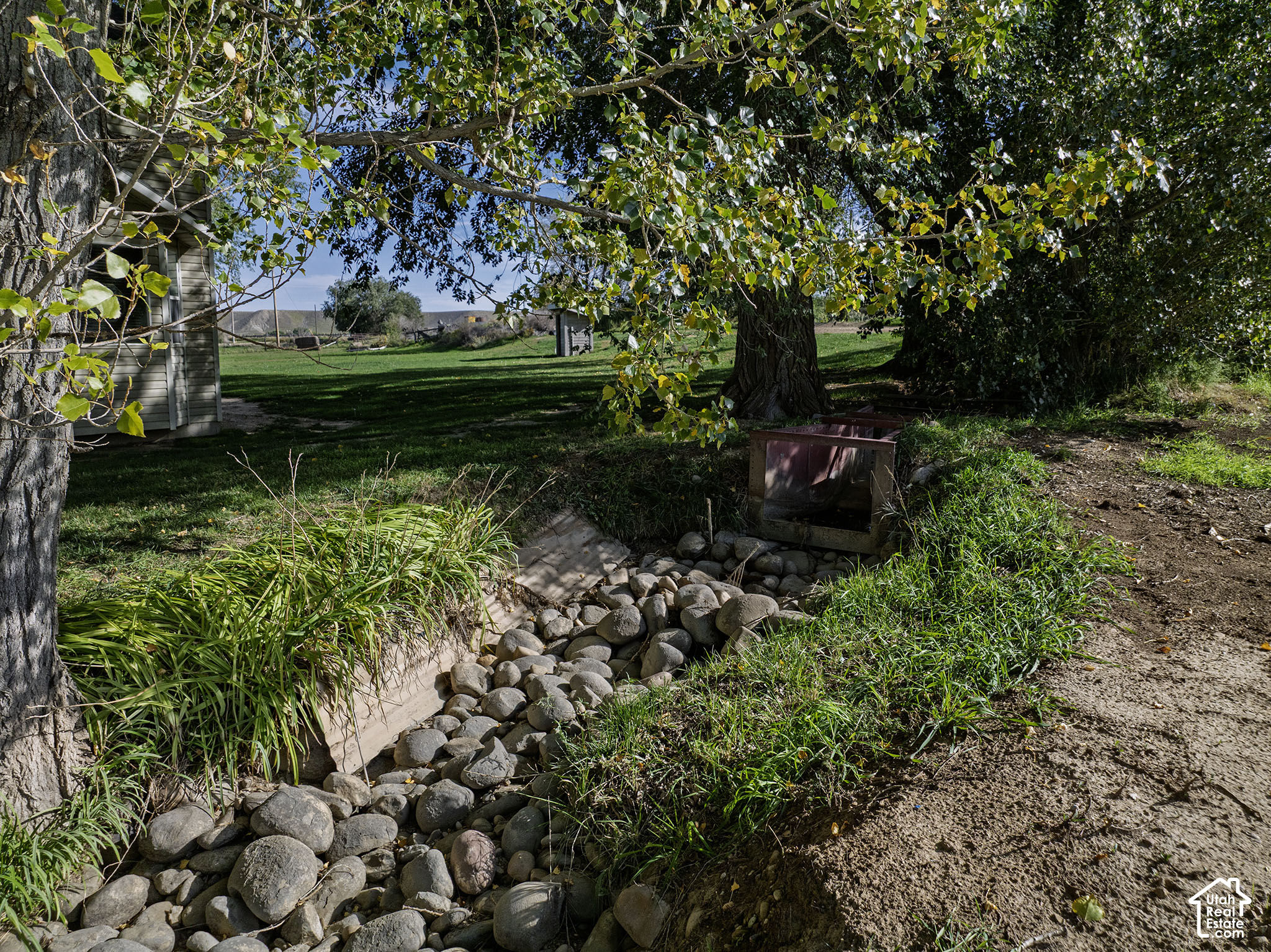 main property photo 80