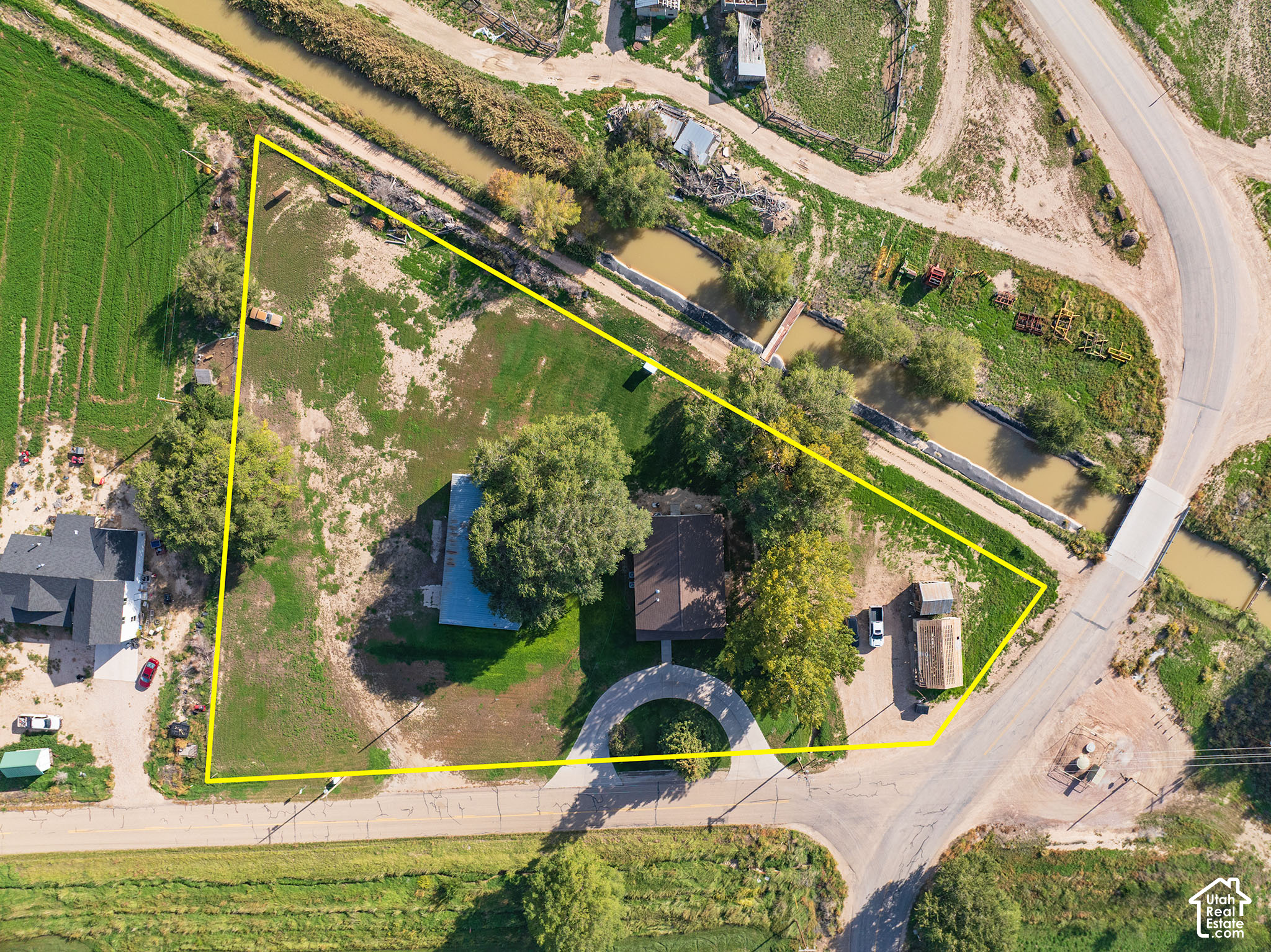 main property photo 82