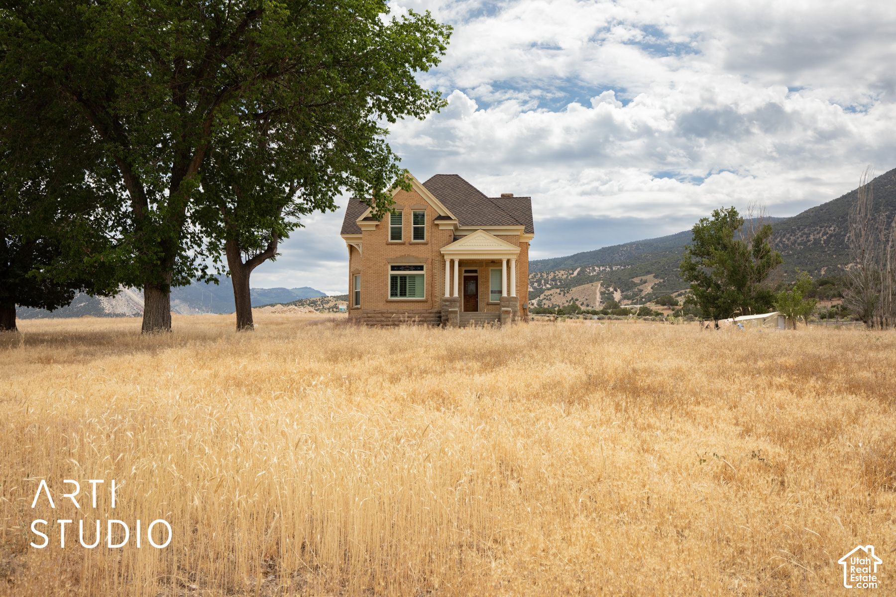 main property photo 17