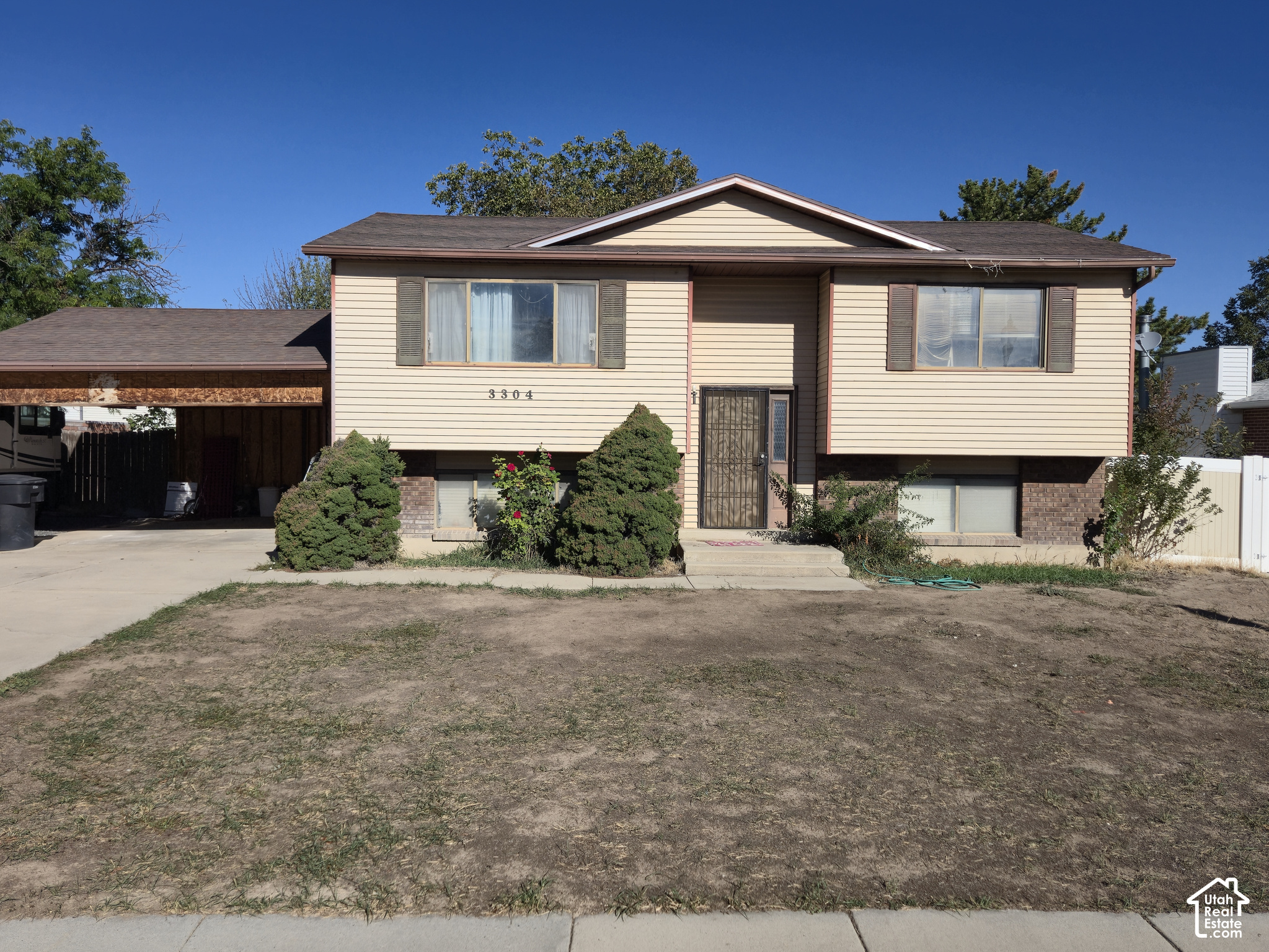 main property photo 19