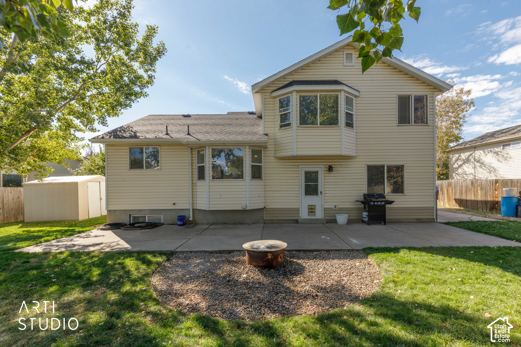 main property photo 32