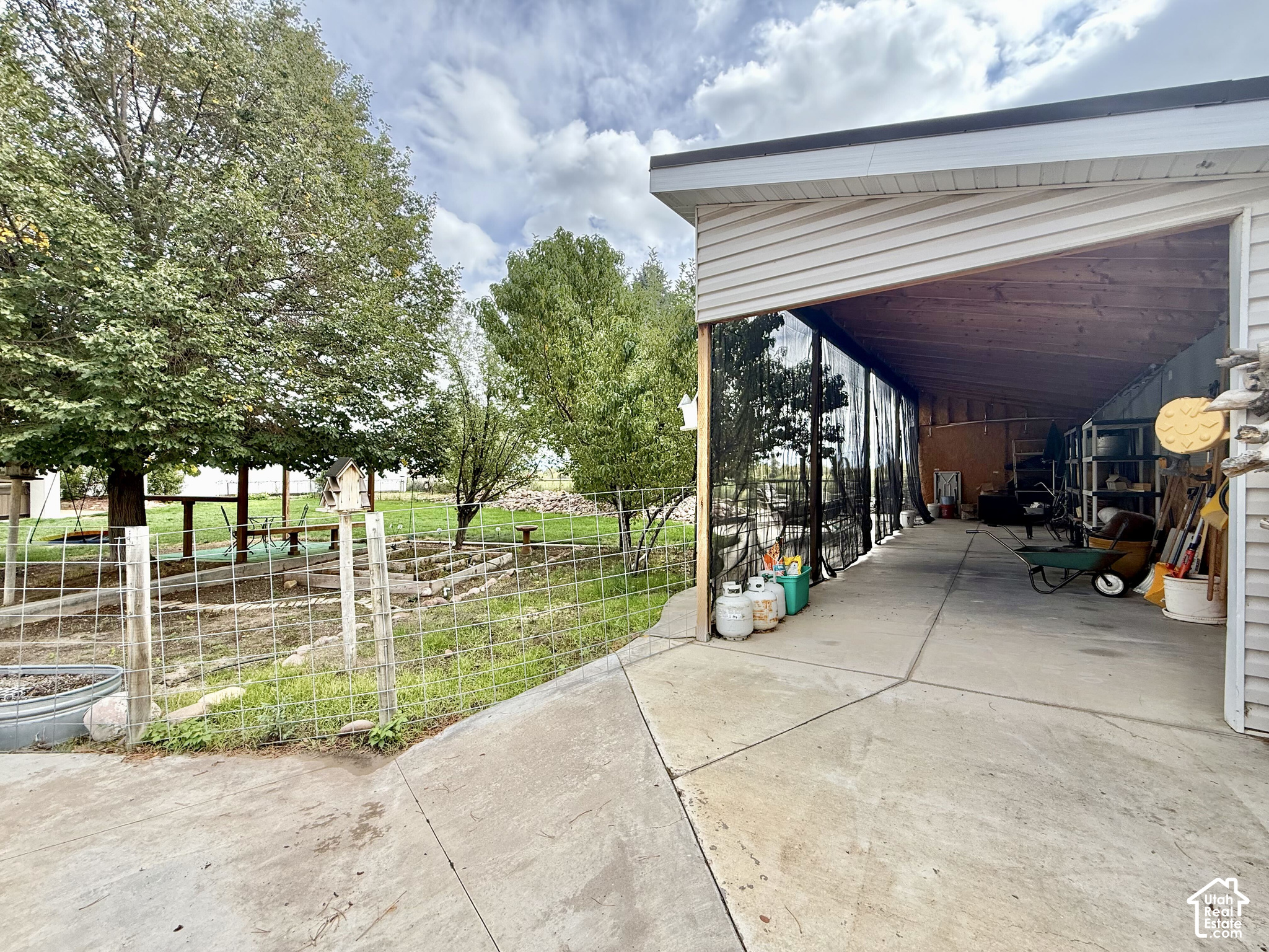 main property photo 57