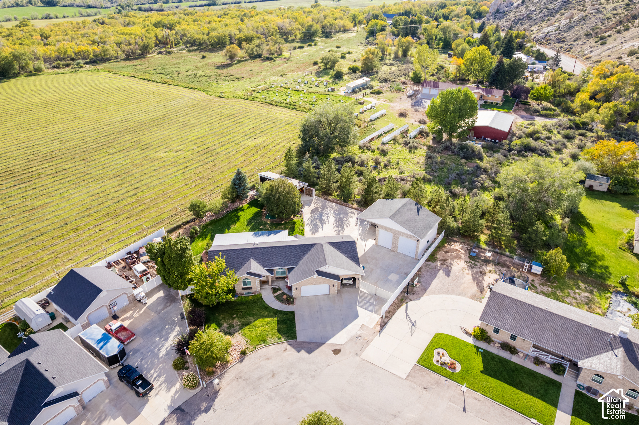 main property photo 74