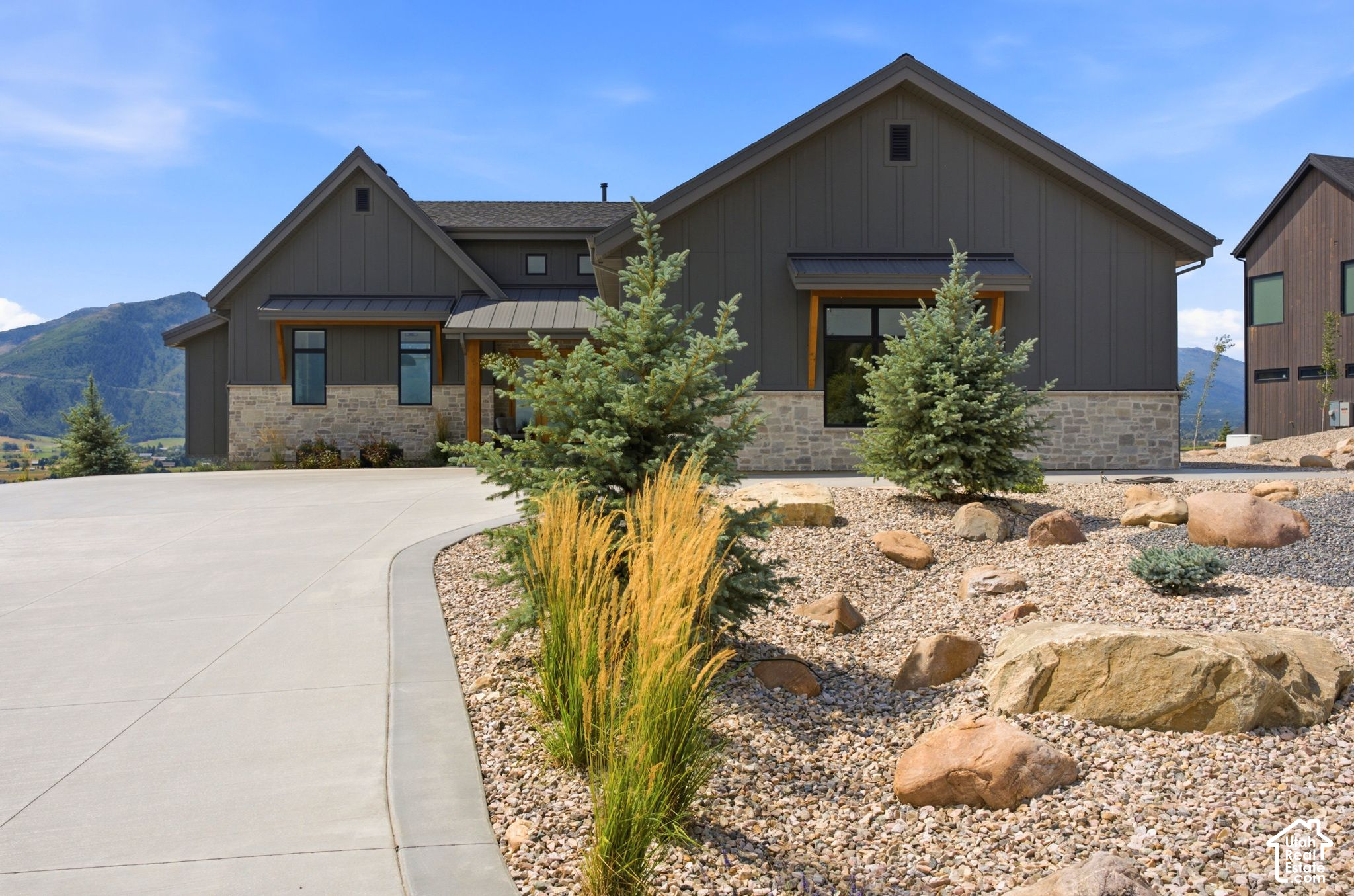 main property photo 68